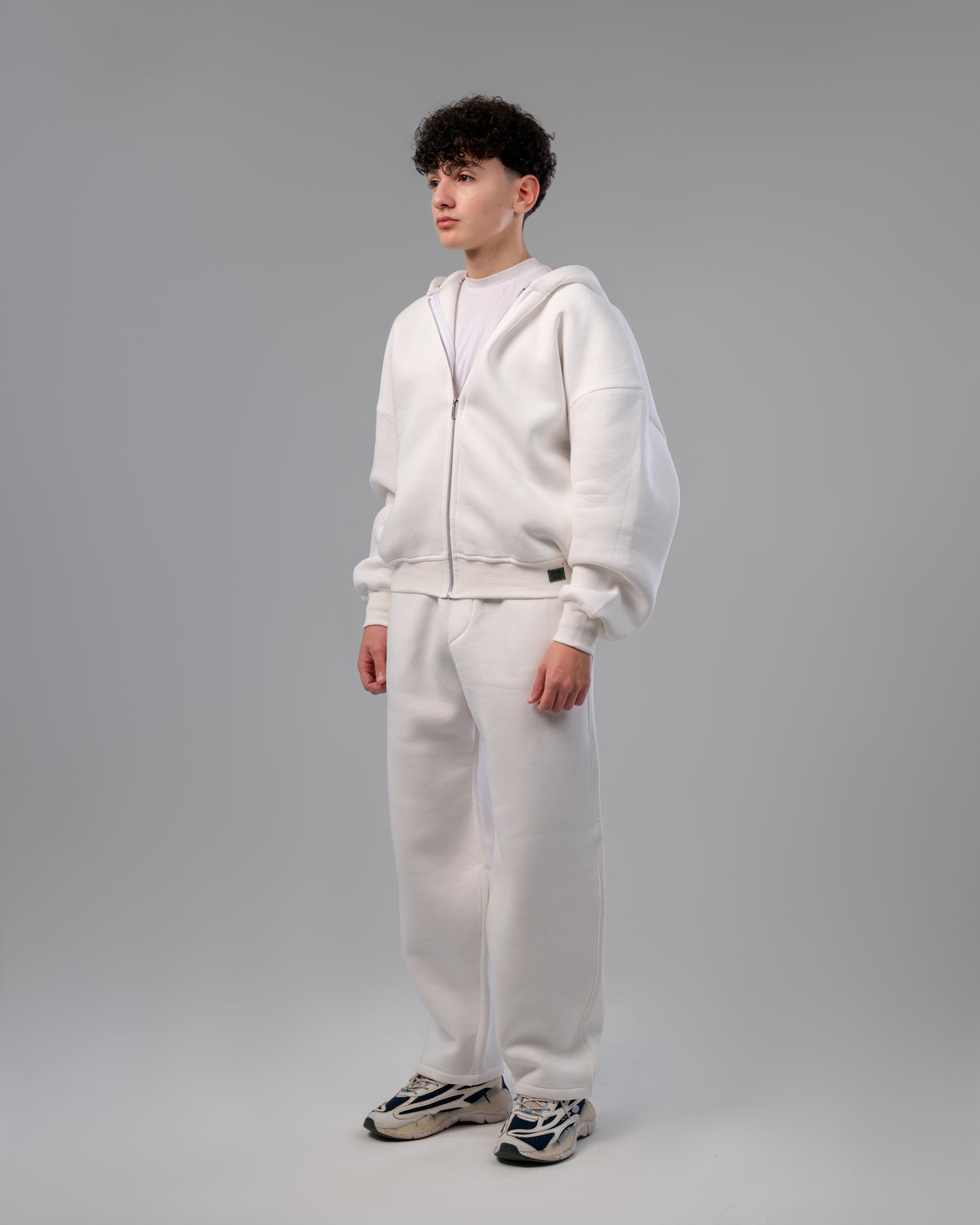 LYNX TRACKSUIT (WHITE)