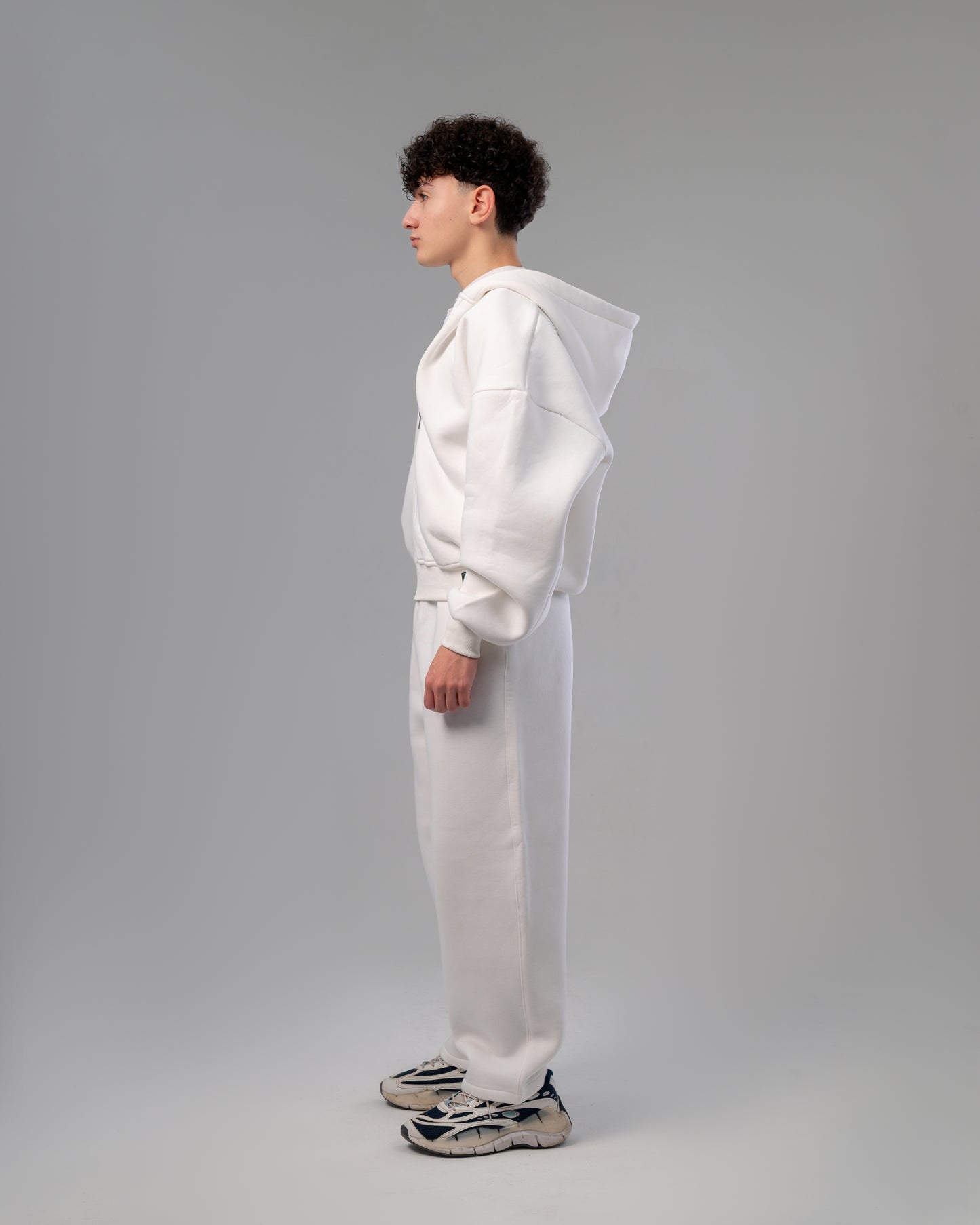 LYNX TRACKSUIT (WHITE)